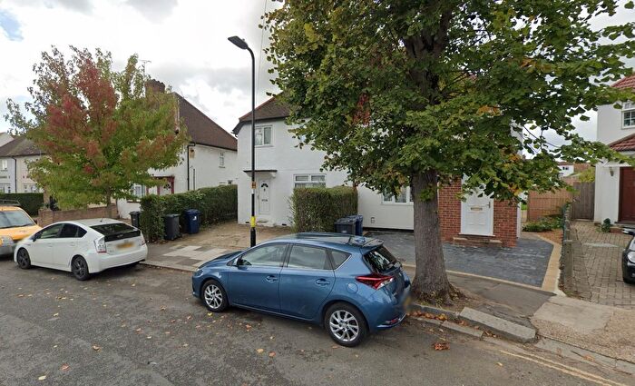 3 Bedroom Semi-Detached House To Rent In Pleasant Way, Wembley, HA0