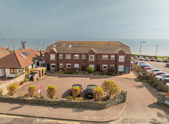 2 Bedroom Apartment / Flats For Sale In Sea-Haven, Newcastle, BT33