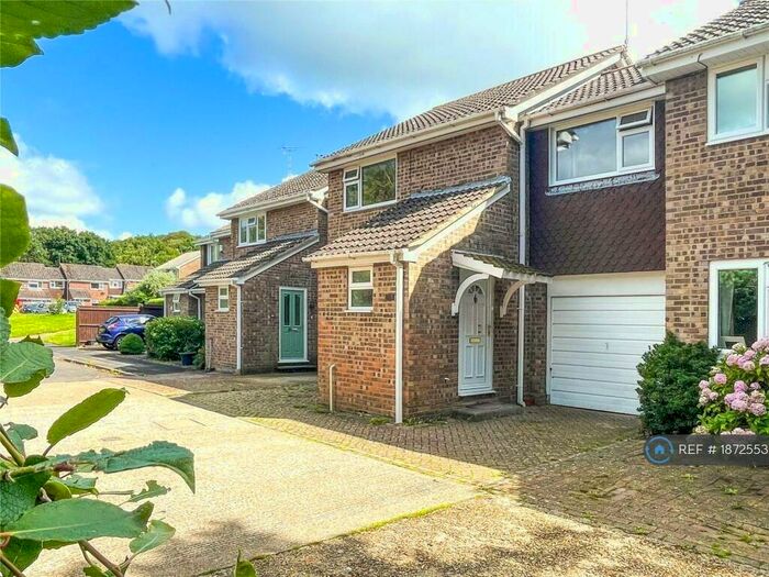 3 Bedroom Terraced House To Rent In Tyrrells Court, Christchurch, BH23