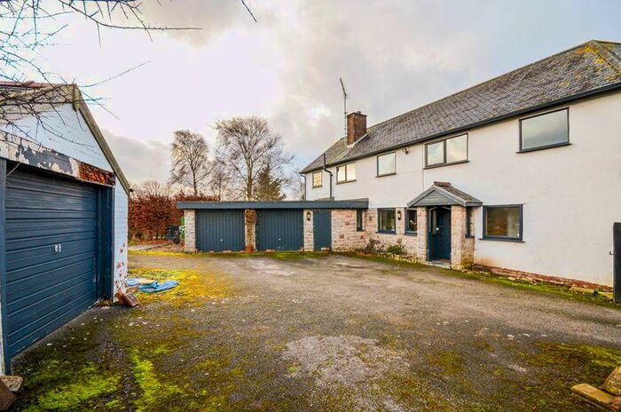 6 Bedroom Detached House For Sale In Top-O-Waen, Waen Isa Lane, Holywell, CH8