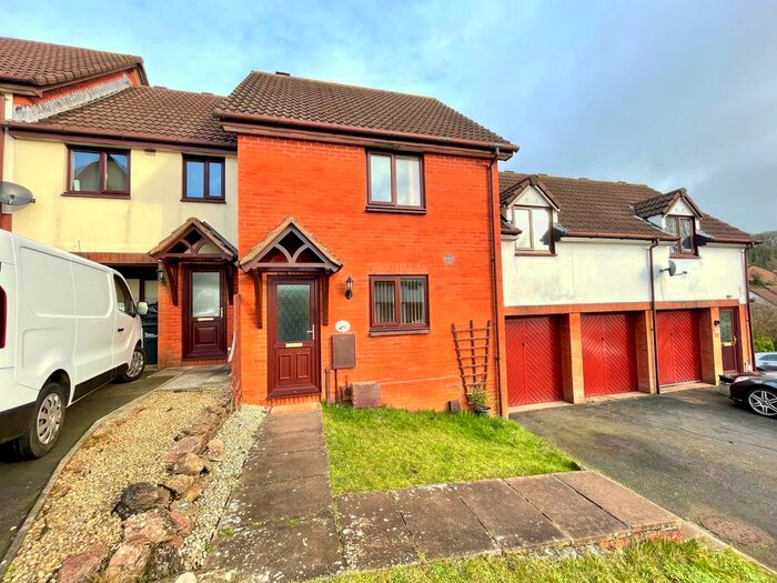 3 Bedroom End Of Terrace House To Rent In Heron Way, Torquay TQ2