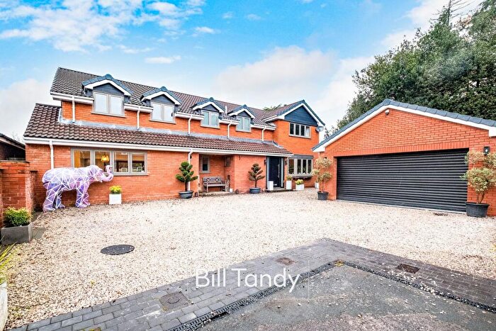 5 Bedroom Detached House For Sale In Vicarage Croft, Kings Bromley, Burton On Trent, DE13