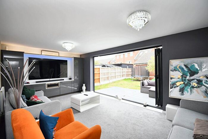 4 Bedroom Detached House For Sale In Roseway Avenue, Cadishead, M44