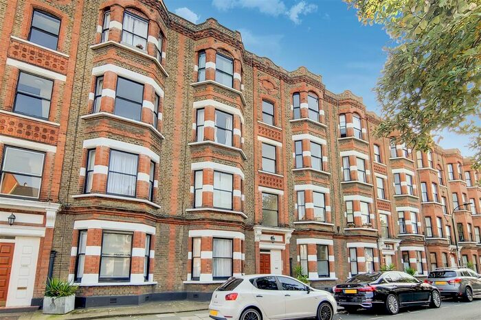 1 Bedroom Flat To Rent In Kingwood Road, London, SW6
