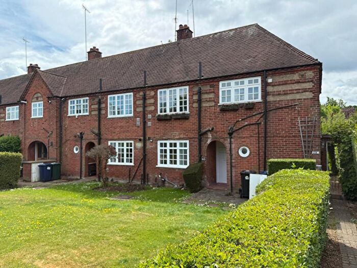 1 Bedroom Maisonette To Rent In Falloden Way, Hampstead Garden Suburb, London, NW11