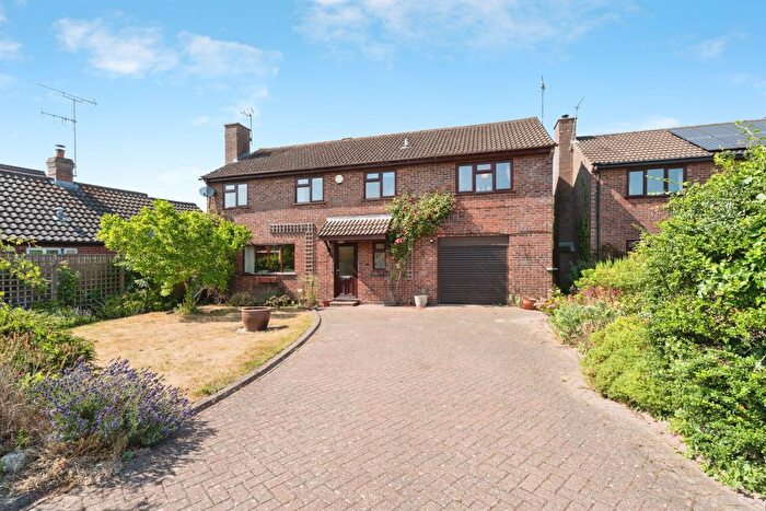 4 Bedroom Detached House For Sale In Pearsons Close, Holt, NR25