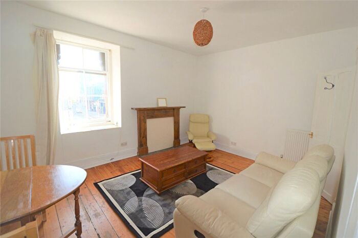 1 Bedroom Flat To Rent In Grove Street, Edinburgh, EH3
