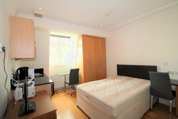 Apartment To Rent In Ornan Court, Ornan Road, Belsize Park, NW3