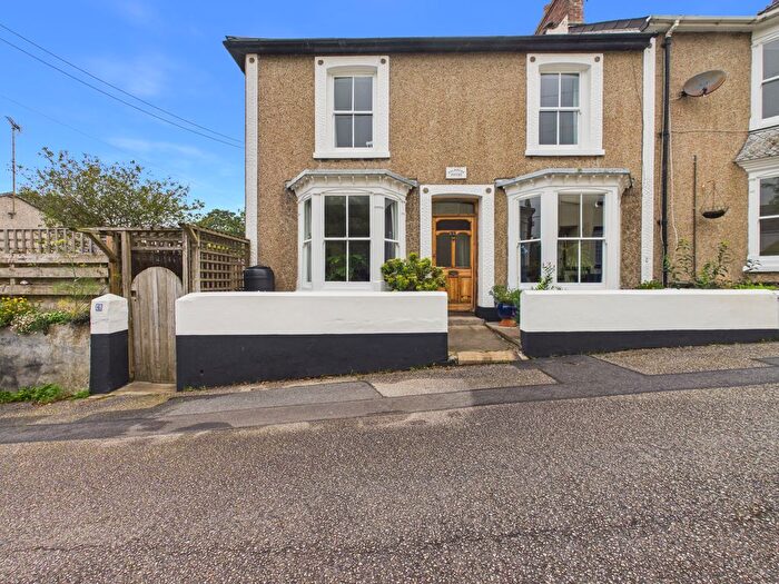 3 Bedroom Property For Sale In St Erth, Hayle - Stunning Home!, TR27