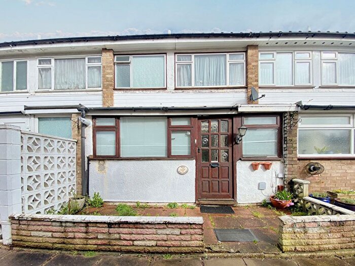3 Bedroom Terraced House To Rent In Waylands, Hayes, UB3