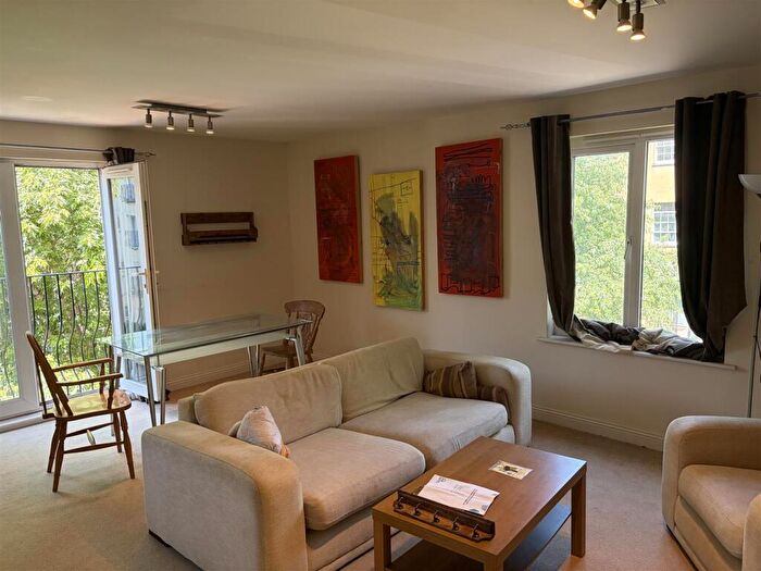 2 Bedroom Flat To Rent In Doudney Court, Bristol, BS3