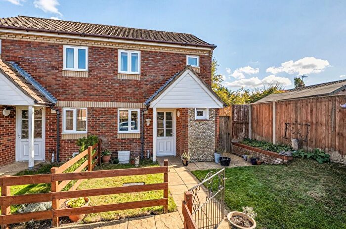 1 Bedroom Semi-Detached House For Sale In George Edwards Close, Marsham, NR10