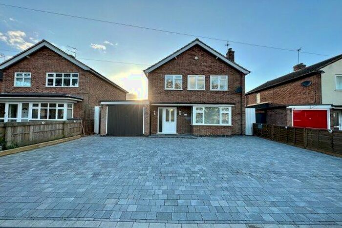 3 Bedroom Property To Rent In Wilton Avenue, Loughborough, LE11