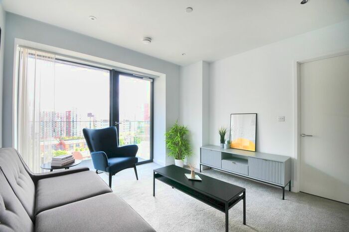 2 Bedroom Flat To Rent In Bury Street, Salford, M3