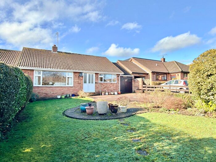 3 Bedroom Link Detached House For Sale In Goodiers Lane, Twyning, Tewkesbury, GL20