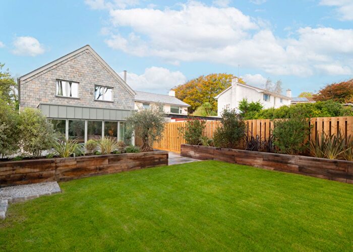 4 Bedroom Detached House For Sale In Forlaze Road, PL27