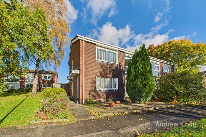 2 Bedroom Flat For Sale In Beacon Drive, Wideopen, NE13