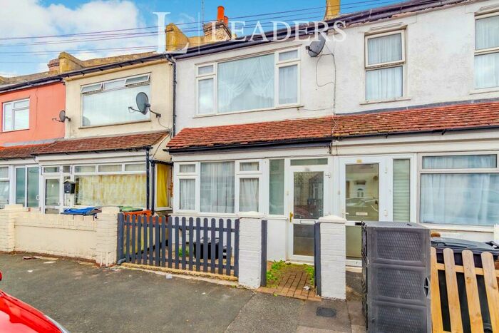 3 Bedroom Terraced House To Rent In Wentworth Road, CR0