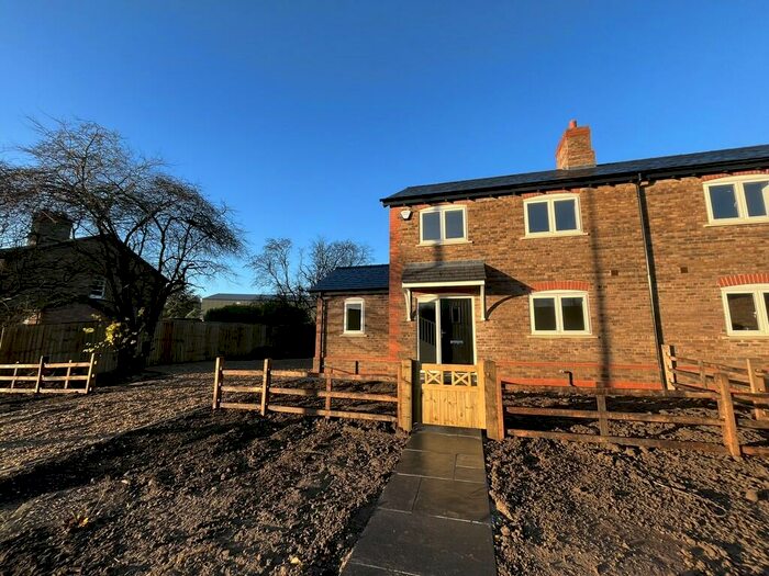 3 Bedroom Semi-Detached House To Rent In Livesey Road, Ludborough, DN36