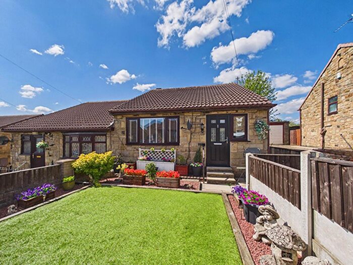 2 Bedroom Semi-Detached Bungalow For Sale In Dulverton Way, Pontefract, WF8