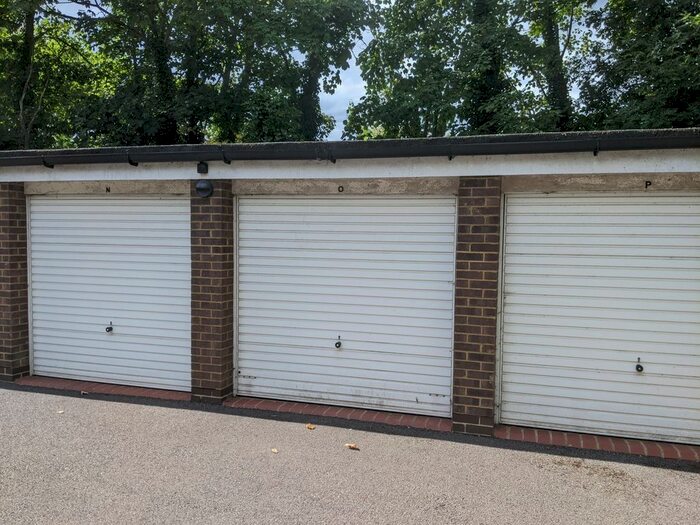 Parking/garage To Rent In O, Shepherds Hill, Highgate, N6