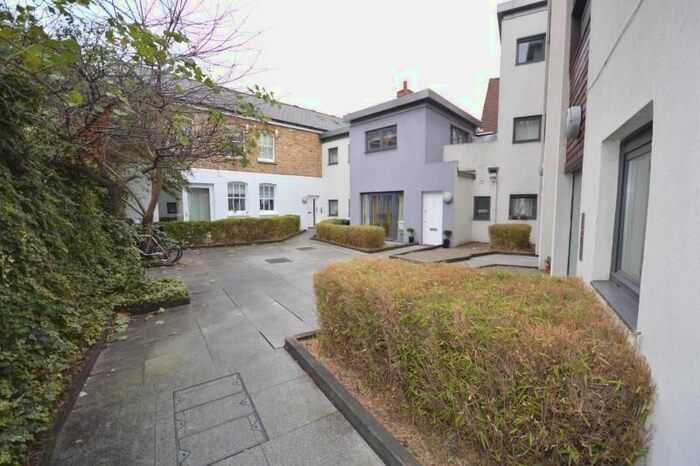 1 Bedroom Flat To Rent In Flint Street, London, SE17