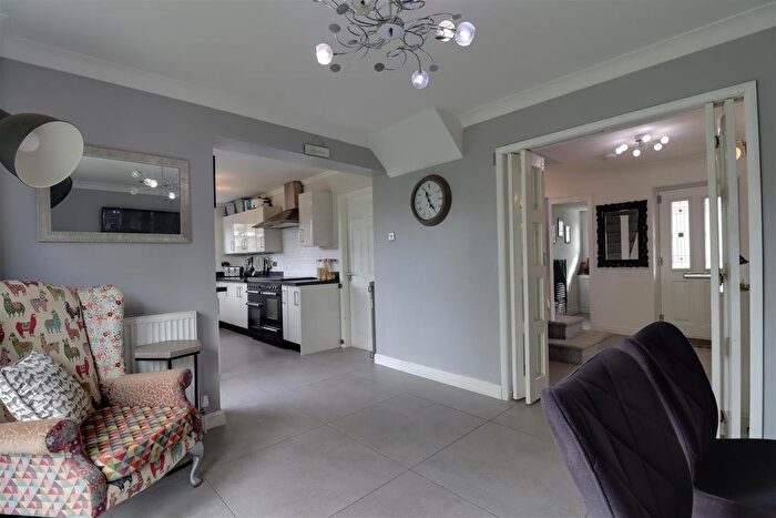 5 Bedroom Detached House For Sale In Cheriton Way, Wistaston, Crewe, CW2
