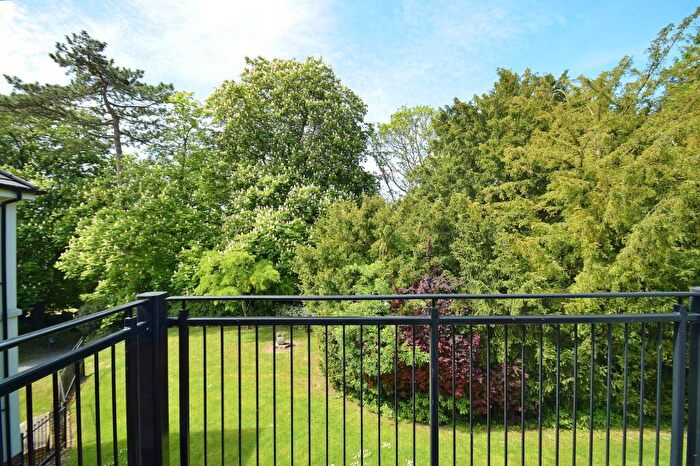 1 Bedroom Flat For Sale In The Retreat, Princes Risborough, HP27