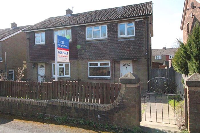 2 Bedroom Semi-Detached House For Sale In Ferndene Walk, Birstall, Batley, WF17