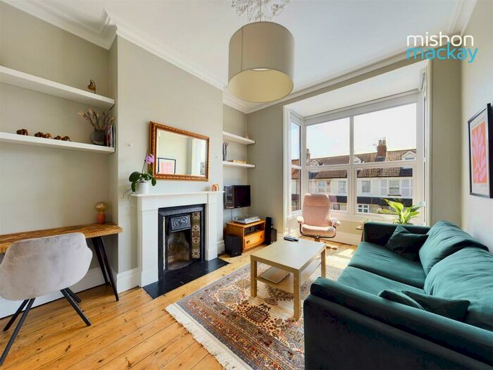 2 Bedroom Flat To Rent In St Andrews Road, Portslade, BN41