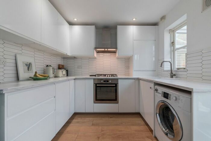 2 Bedroom Terraced House To Rent In Buxted Road, London, SE22