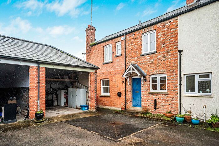 2 Bedroom Semi Detached House For Sale In Fringford, Bicester, OX27