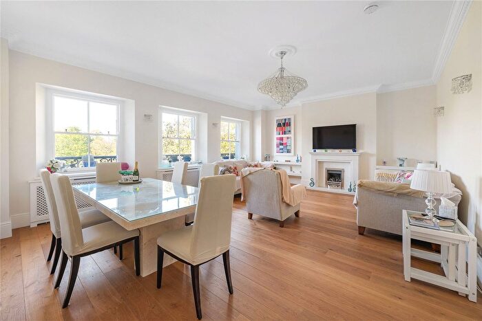 4 Bedroom Flat To Rent In Hyde Park Gate, London, SW7