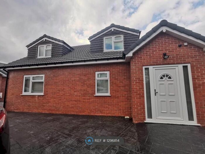 2 Bedroom Detached House To Rent In Stones Green, Birmingham B23