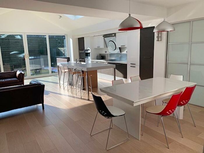 3 Bedroom Terraced House To Rent In Rubislaw Den South, AB15