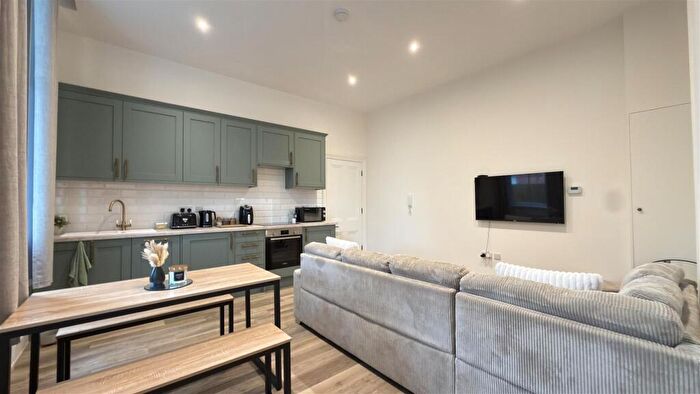 1 Bedroom Flat To Rent In Clarendon Road, Westbourne, BH4