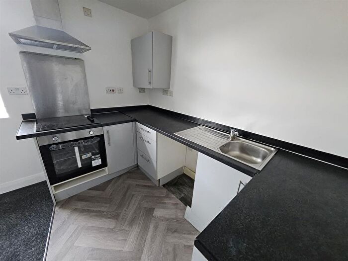 1 Bedroom Flat To Rent In - Halliwell Road, Bolton, BL1