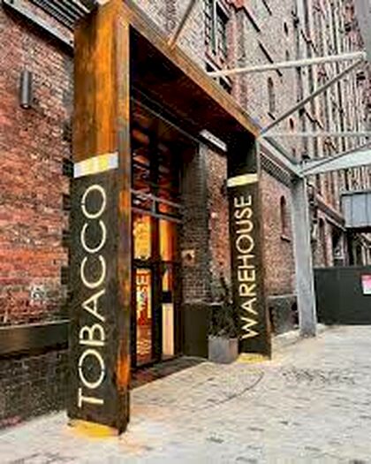 2 Bedroom Apartment To Rent In Tobacco Warehouse, L3