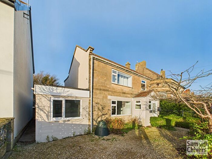 4 Bedroom Semi Detached House For Sale In Tunley, Bath, BA2