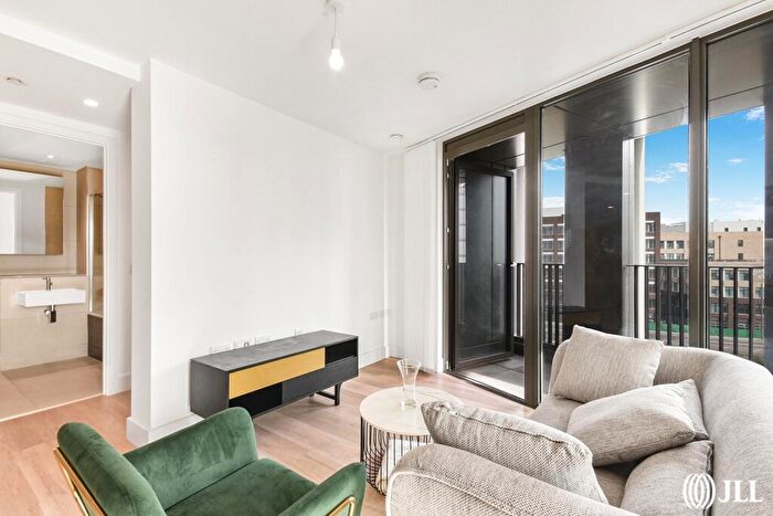 1 Bedroom Apartment To Rent In Corn House, Marshgate Lane London, E15