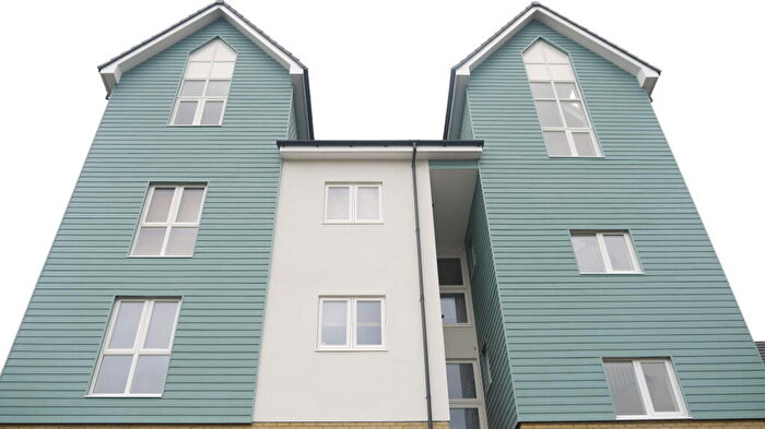 2 Bedroom Apartment To Rent In Dunlin Drive, St Marys Island, ME4