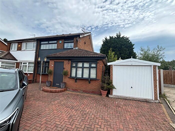3 Bedroom Semi-Detached House For Sale In Dorchester Grove, Heywood, Greater Manchester, OL10