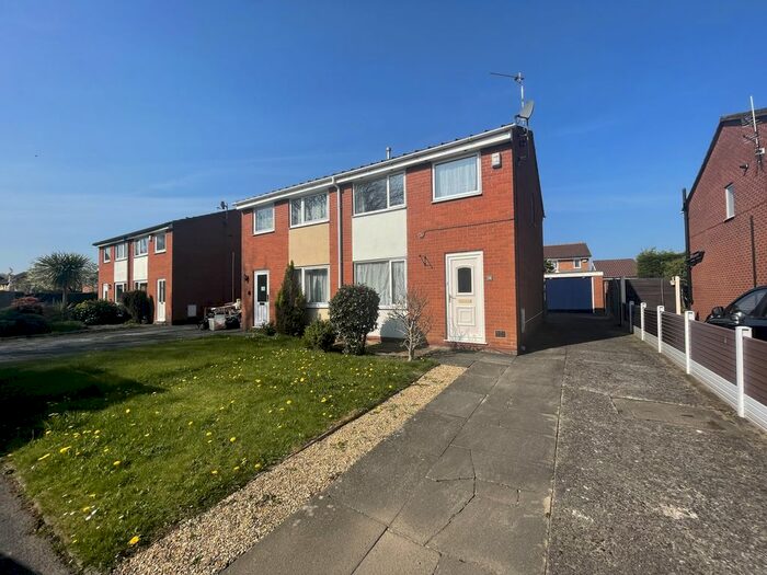 3 Bedroom Semi-Detached House To Rent In Meadowfield, Lancashire, PR1
