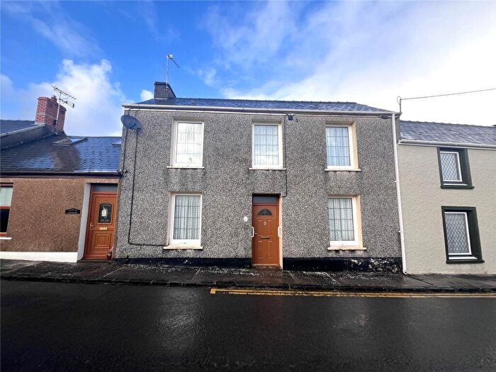 2 Bedroom Terraced House For Sale In Owen Street, Pembroke, Pembrokeshire, SA71