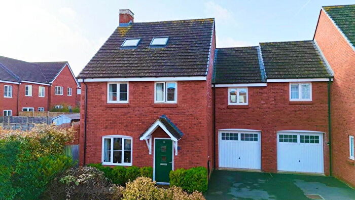 5 Bedroom Semi-Detached House For Sale In Sorrel Place, Stoke Gifford, Bristol, BS34