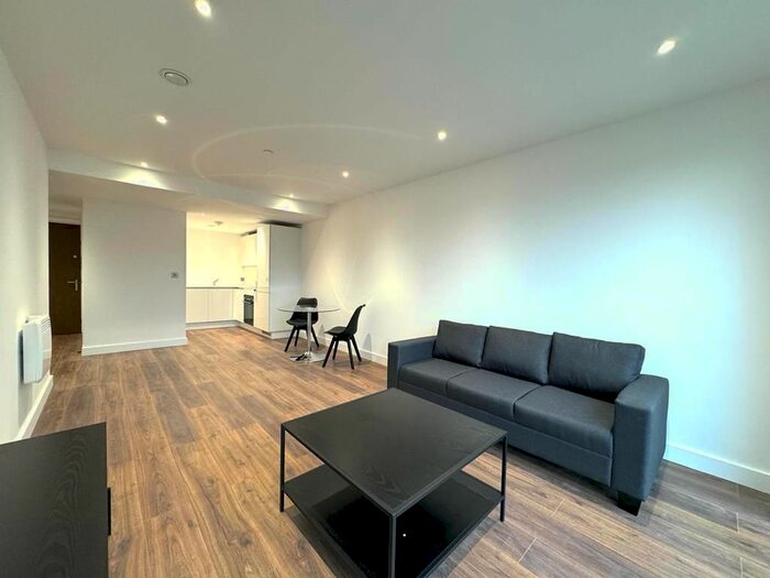 1 Bedroom Flat To Rent In Market Street, Bracknell, RG12
