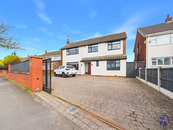 4 Bedroom Detached House For Sale In Woodlands Road, Formby, Merseyside, L37