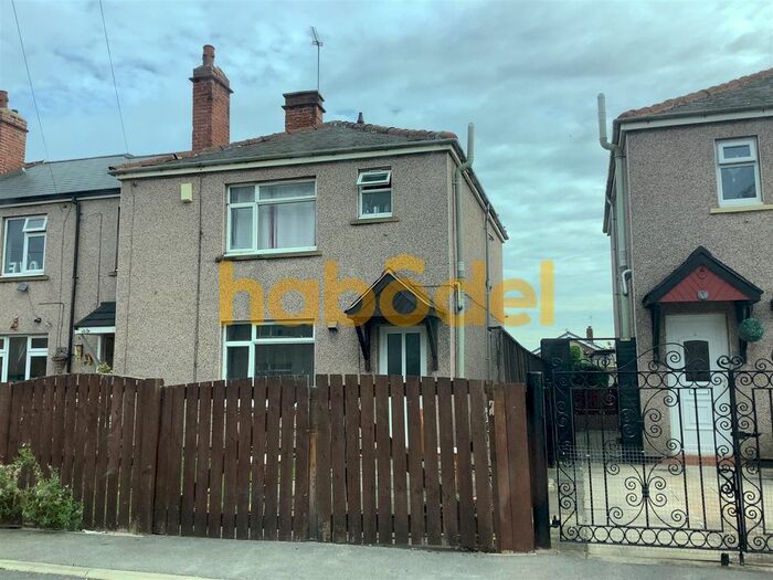 3 Bedroom Terraced House To Rent In Henson Grove, Castleford, WF10