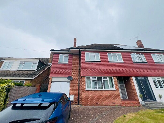 3 Bedroom Semi-Detached House To Rent In Harwood Avenue, Bromley, London, BR1