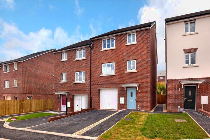 4 Bedroom Semi-Detached House To Rent In Jordan Drive, Exeter, EX1